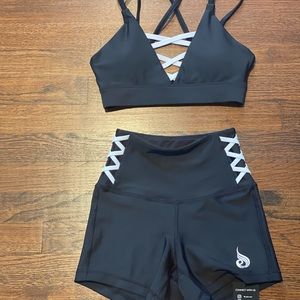 Ryderwear sports bra and short set xs